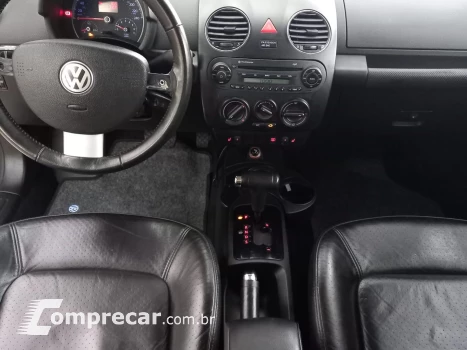 New Beetle 2.0 Mi 8V Gasolina 2P Automático