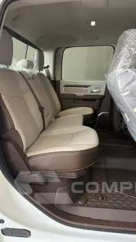 2500 6.7 I6 Turbo Laramie CD 4X4