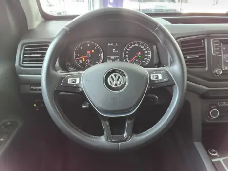 AMAROK 3.0 V6 TDI DIESEL COMFORTLINE CD 4MOTION AUTOMÁTICO
