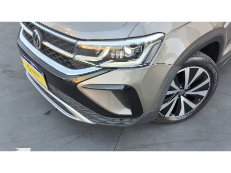 TAOS 1.4 250 TSI TOTAL FLEX HIGHLINE AUTOMÁTICO
