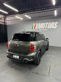 Mini Cooper S Countryman ALL4 1.6 Turbo Automático