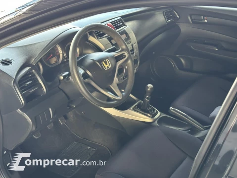 CITY 1.5 LX Sedan 16V