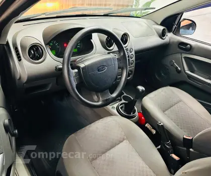 FIESTA 1.0 MPI First Hatch 8V