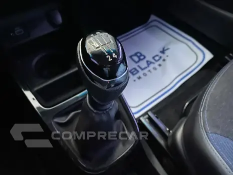 Kwid KWID Intense 1.0 Flex 12V 5p Mec.