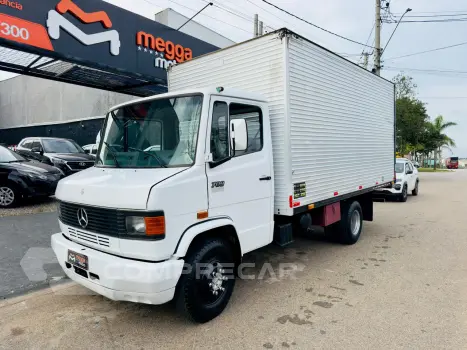 709 Modelo sem Versão