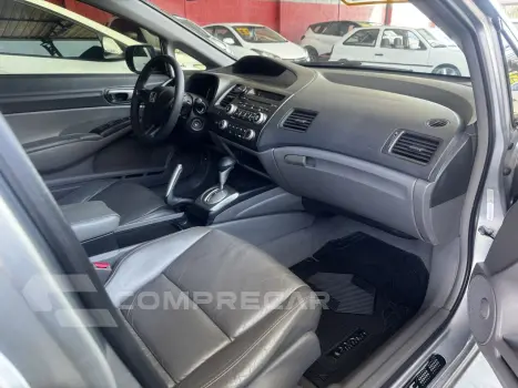 Civic 1.8 16V 4P FLEX LXS AUTOMÁTICO