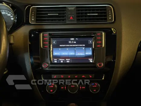JETTA 2.0 TSI HIGHLINE 211CV GASOLINA 4P TIPTRONIC