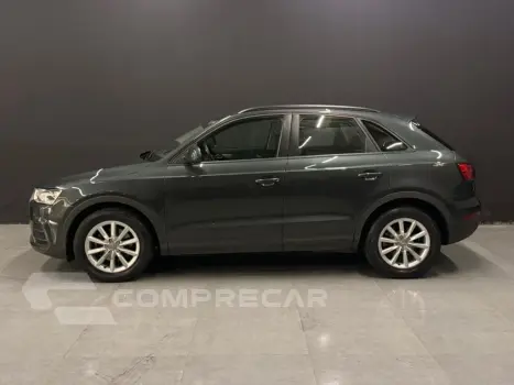 Audi Q3 1.4 TFSI AMBIENTE FLEX 4P S TRONIC 4 portas