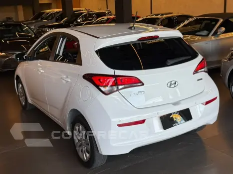 HB20 1.6 COMFORT PLUS 16V FLEX 4P AUTOMÁTICO