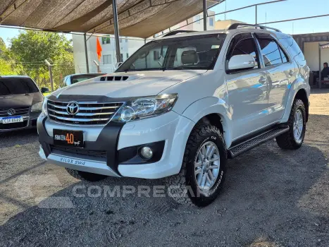 Toyota Hilux Sw4 3.0 Srv 4X4 7 Lugares 16V Turbo Intercooler Diesel 4 portas