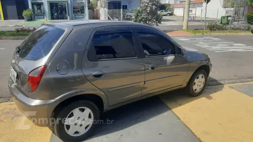 CELTA 1.0 MPFI LT 8V