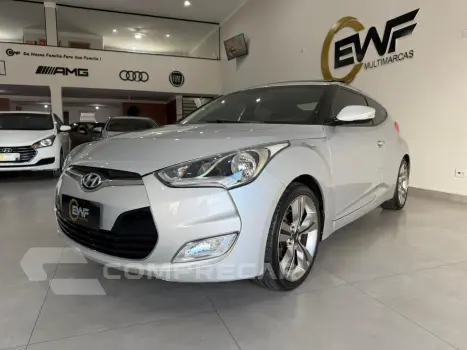 Hyundai Veloster 1.6 16V  140cv Aut. 4 portas