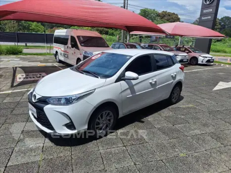 Toyota YARIS 1.5 16V FLEX XS CONNECT MULTIDRIVE 4 portas
