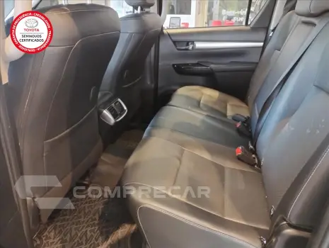 HILUX 2.8 D-4D TURBO DIESEL CD SRX 4X4 AUTOMÁTICO