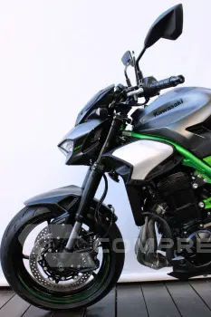 KAWASAKI Z900