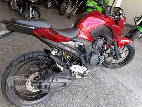 FZ25 250 FAZER CONNECTED