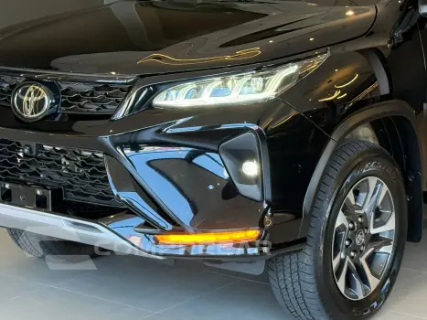 HILUX SW4 2.8 D-4d Turbo Diamond 7L 4X4