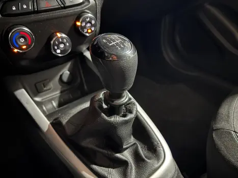 ONIX 1.4 MPFI LT 8V FLEX 4P MANUAL