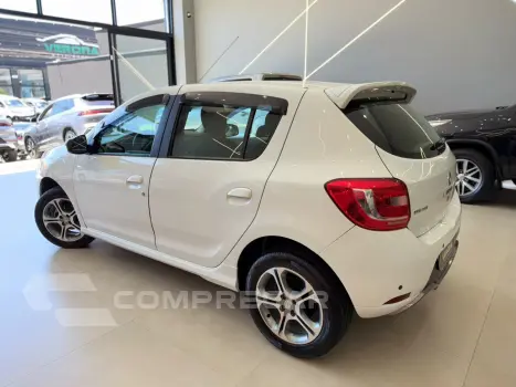 SANDERO 1.6 16V SCE GT Line