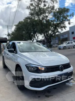 Volkswagen Polo Track 1.0 Flex 12V 5p 4 portas