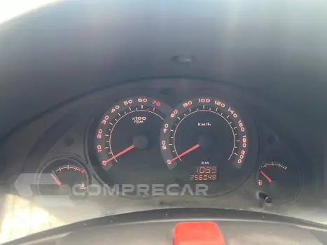 CELTA 1.0 MPFI Life 8V