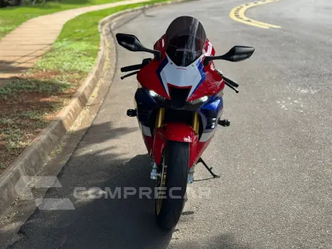 CBR 1000RR-R Fireblade SP