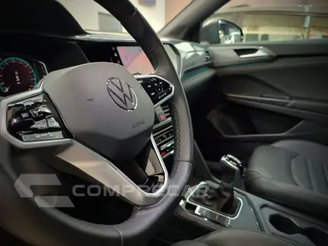 TAOS 1.4 250 TSI TOTAL FLEX HIGHLINE AUTOMÁTICO