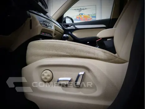 Q3 1.4 TFSI AMBIENTE GASOLINA 4P S TRONIC