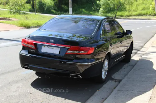 AZERA 3.3 MPFI GLS Sedan V6 24V