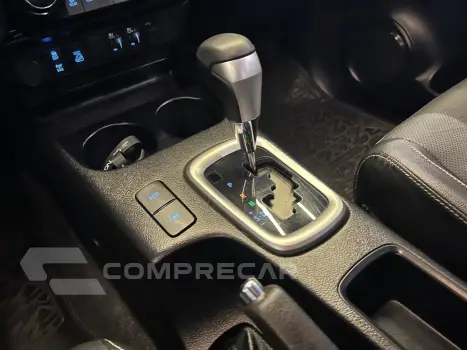 Hilux Caminhonete 2.8 16V SRX LIMITED 4X4 TURBO DIESEL CABIN