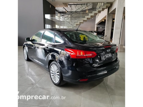 FOCUS 2.0 TITANIUM PLUS SEDAN 16V FLEX 4P POWERSHIFT