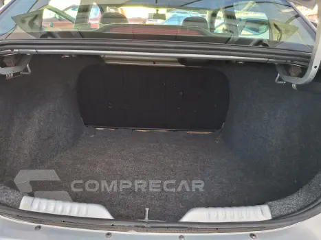 VOYAGE 1.0 12V MPI Totalflex