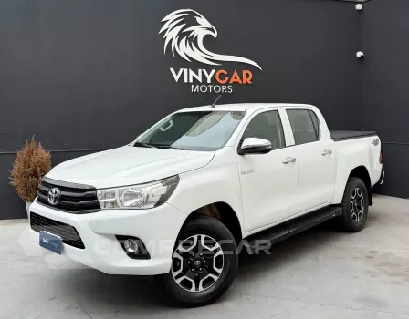 Toyota Hilux CD 4x4 2.8 Diesel Mec. 4 portas