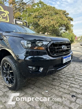 RANGER 2.2 Black 4X2 CD 16V