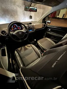 Cross UP 1.0 12V 4P TSI FLEX