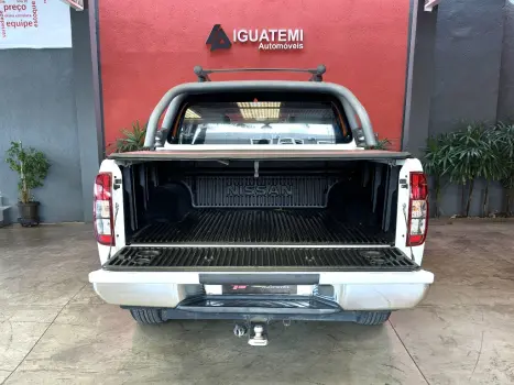 FRONTIER 2.5 SV ATTACK 4X4 CD TURBO ELETRONIC DIESEL 4P AUTO
