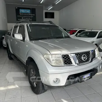 Frontier LE ATTACK CD 4x4 2.5 TB Die.Aut