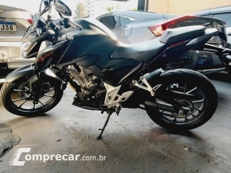 CB 300F Twister Flex