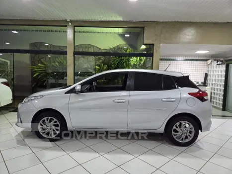 Yaris Hatch 1.5 16V 4P FLEX XS CONNECT MULTIDRIVE AUTOMÁTICO