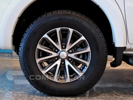 L200 TRITON 2.4 16V Turbo Sport Hpe-s CD 4X4