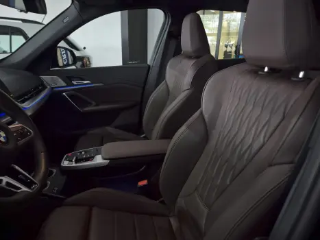 X1 2.0 16V Turbo Sdrive20i M Sport