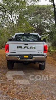 2500 6.7 I6 Turbo Laramie CD 4X4