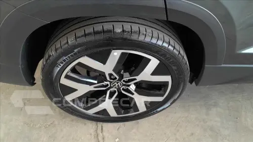 TAOS 1.4 250 TSI TOTAL FLEX HIGHLINE AUTOMÁTICO