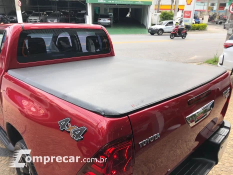 Hilux 2.8 D-4D Turbo Diesel Cd Srv 4X4 Automático