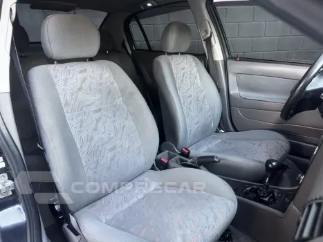 Astra Sedan 1.8 4P GL ALCOOL