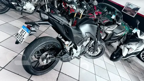 CB 300F TWISTER CBS