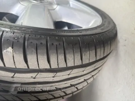 GOL 2.0 MI GLS 8V GASOLINA 2P MANUAL