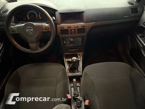 VECTRA 2.0 MPFI GT Hatch 8V