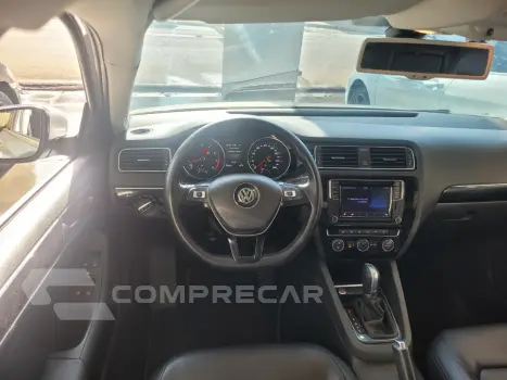 JETTA Highline 2.0 TSI 16V 4p Tiptronic