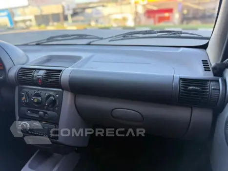 CLASSIC 1.0 MPFI LS 8V FLEX 4P MANUAL